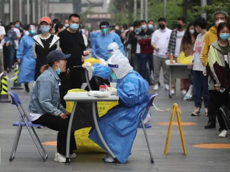 China podría registrar 65 millones de casos semanales de la nueva oleada de covirus 19