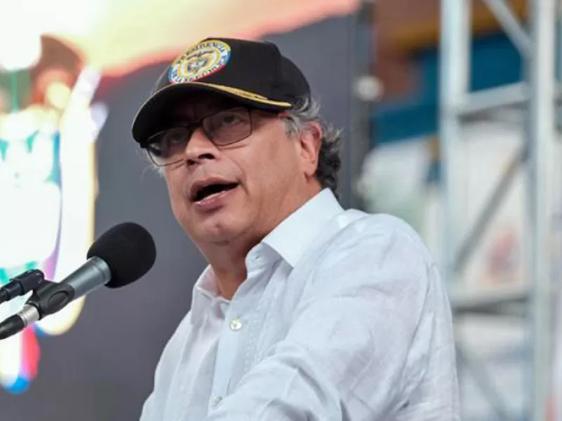 Informe del hijo del presidente Petro a la Fiscalía dice que la campaña de su padre en Colombia entraron dineros ilegal