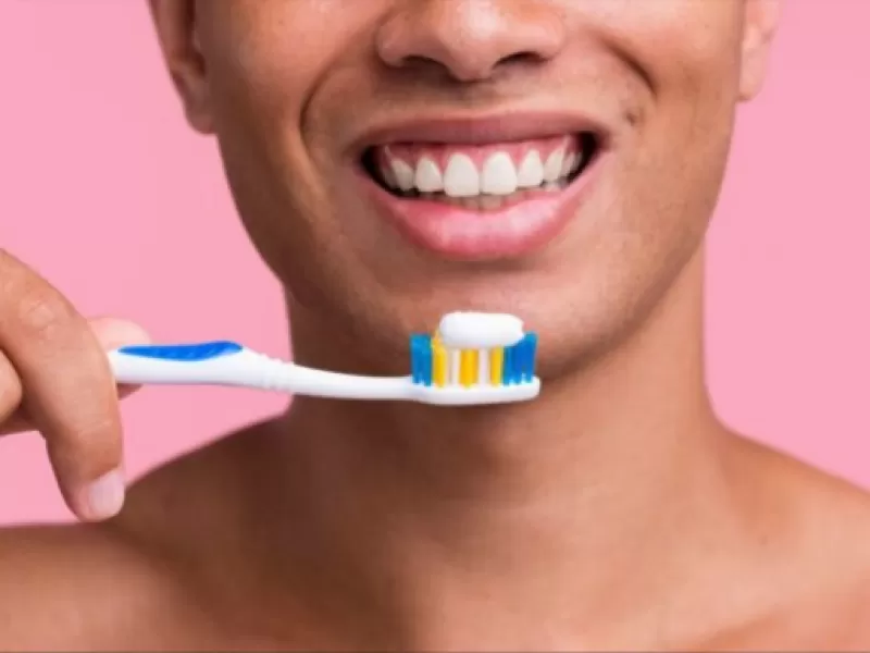 ¿Lo hace mal? Aquí tienes tres técnicas para que tu cepillado dental sea eficaz