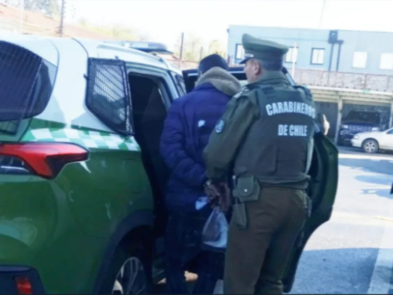 Reincidente con amplio prontuario es arrestado robando pizzería en Chillán, pero liberado otra vez.
