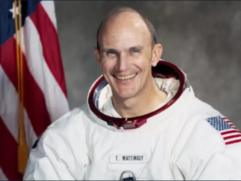 Thomas K. Mattingly II, astronauta del Apolo que aterrizó en la Luna en 1972, fallece a los 87 años.
