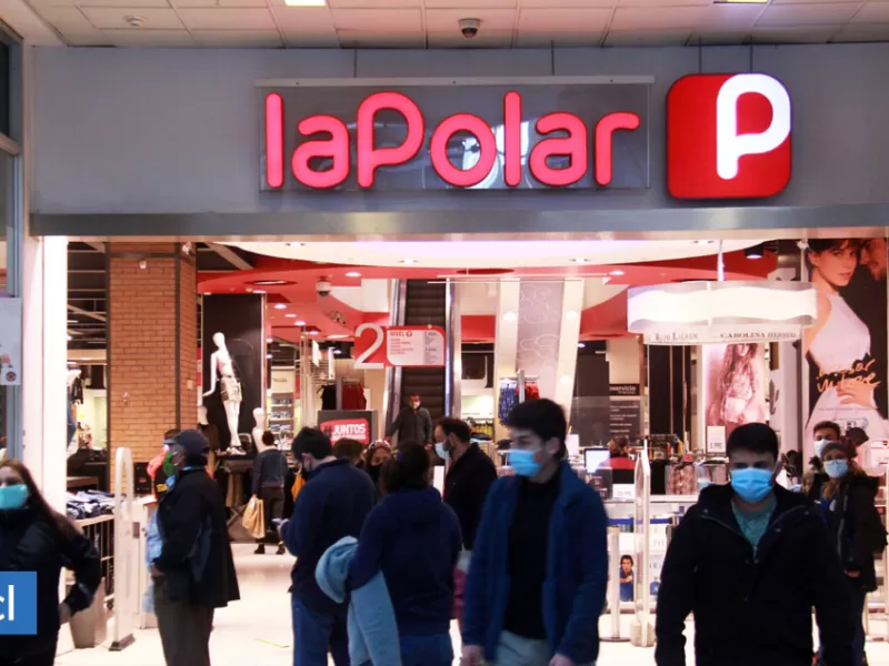 Tribunal autoriza embargo de 103 tiendas y 400 marcas de La Polar por demanda de AFP Capital