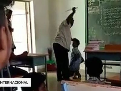 India: profesor mata a golpes a estudiante por un error ortográfico y se da a la fuga