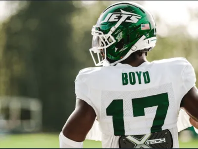 Kris Boyd, ex jugador de fútbol americano profesional, está grave tras ser herido en un tiroteo en Manhattan.